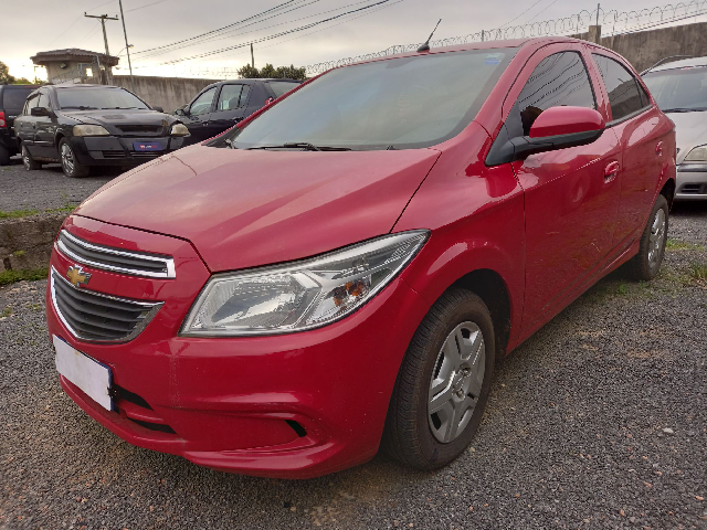 Chevrolet Aveo é novo hatch mais barato que o Onix e dispensa